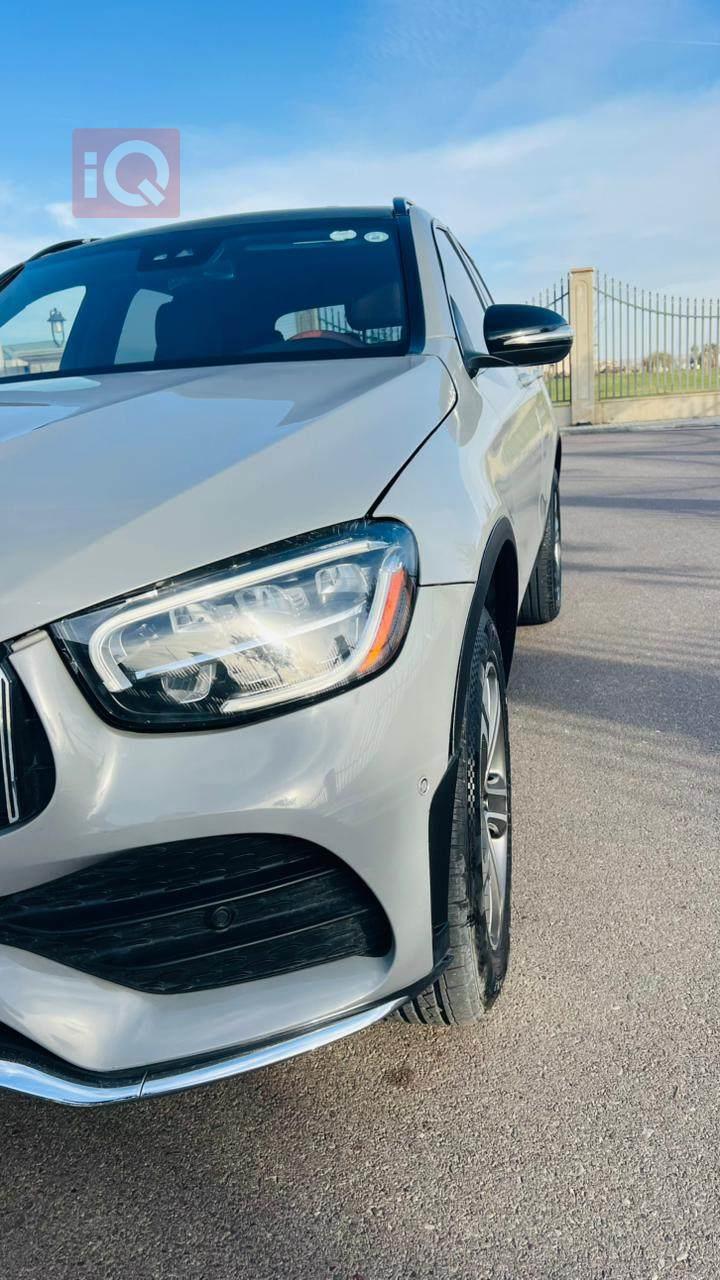 مێرسێدس بێنز GLC